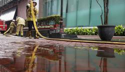 Gedung Kemenkumham Kebakaran, 25 Mobil Damkar Dikerahkan