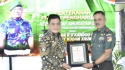 KSAD Dudung Beri Penghargaan kepada RSUP Prof Kandou Manado