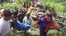 Truk Semen Terjun Bebas ke Jurang di Barito Utara, Sopir Tewas Terjepit