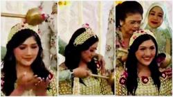 Potret Cantik Erina Gudono di Prosesi Siraman Jelang Menikah, Senyumnya Tak Luntur