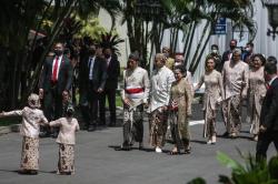 Prosesi Akad Nikah Kaesang-Erina Digelar dengan Nuansa Adat Yogyakarta