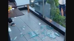 Viral Kaca Resto Tempat Nobar Argentina vs Belanda Pecah, Netizen : Mau Heran, tapi Manado