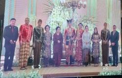 Megawati Berbincang Akrab dengan Gibran di Resepsi Pernikahan Kaesang-Erina