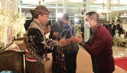 Hary Tanoesoedibjo Hadiri Resepsi Pernikahan Kaesang dan Erina