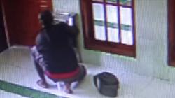 Pura-pura Salat, Pria di Ponorogo Gasak Isi Kotak Amal Musala