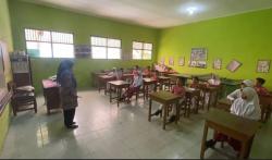  Tembok Sekolah Rusak akibat Tanah Gerak, Guru dan Siswa SD di Banjarnegara Ini Cemas