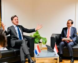 Jokowi Bertemu PM Belanda di Sela KTT ASEAN-Uni Eropa, Bahas Kerja Sama Transisi Energi