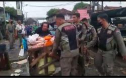  Bikin Macet dan Semrawut, Pedagang di Bahu Jalan Pasar 10 Ulu Ditertibkan 