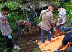 Pariaman Gempar, Kakek Bunuh Anak Tiri lalu Kubur Jasadnya di Belakang Rumah