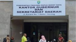 M Musa'ad Pj Gubernur Papua Barat Daya Tiba di Sorong, Disambut Tarian Adat
