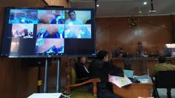 Kasus Dugaan Tipu Gelap, JPU Bersikeras Hadirkan Terdakwa Irfan dan Endang di Ruang Sidang<