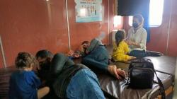 Terdampar di Rote Ndao, 13 Imigran Gelap Asal Irak Dievakuasi ke Kupang