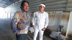 Inspiratif, Pria Tamatan SD Ini Sukses Jadi Saudagar Ikan di Cicinde Utara Karawang<