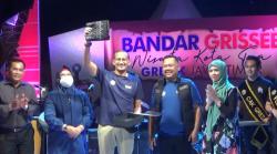 Resmikan Wisata Kampung Tua Bandar Grissee, Sandiaga Uno: Patut Diacungi Jempol