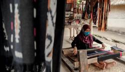 Respons Viral Video Scamming Village, Menparekraf Pacu Pelaku Parekraf Kuasai Bahasa Inggris