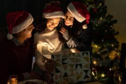 50 Film Natal Terbaik dengan Rating Tertinggi Sepanjang Masa, Jangan Tonton di IndoXXI dan LK21 Ya!