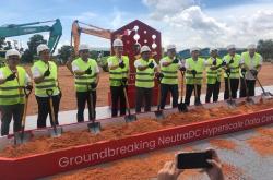 Bidik Pasar Singapura, Telkom Mulai Bangun Data Center di Batam  <