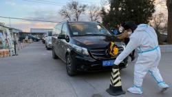 Puluhan Mobil Jenazah Antre di Krematorium Beijing, Korban Covid?