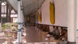  Keraton Solo Kian Memanas, 2 Kubu Keturunan PB XII Siaga di Sasana Wilapa