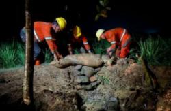 Tol Cipali KM 151 Subang Tergenang Air akibat Tanggul Sawah Jebol<