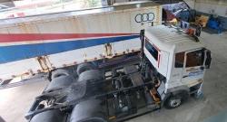 Arus Logistik Padat Jelang Nataru, Bus dan Truk Dapat Layanan Center