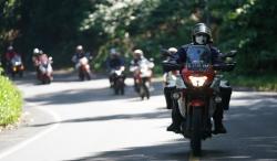 Tips Mengerem Motor yang Benar, Awas Jangan Sampai Blong