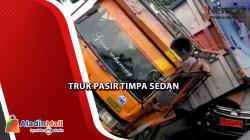 Truk Pasir Timpa Sedan TNI di Jalan Alternatif Cibubur, Kemacetan Parah Terjadi