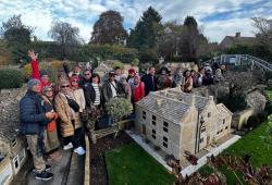 Travelling ke Inggris bersama Hakiki Leisure, Kunjungi Stadion hingga Masjid Terkenal 