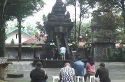 Libur Natal, Ribuan Wisatawan Padati Candi di Kompleks Gereja HKTY Ganjuran Bantul  