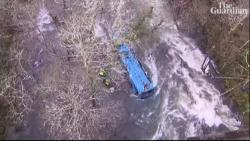 Bus Terjun dari Jembatan 30 Meter, 6 Penumpang Tewas