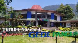 Longsor dan Retakan Bibir Kawah, Penutupan Pendakian Gunung Gede Diperpanjang