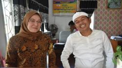 Ini Sosok Perempuan Mirip Anne Ratna Mustika Bersama Dedi Mulyadi di Unggahan Ucapan Natal<