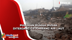Gelombang Air Laut Tinggi Terjang Permukiman di Takalar, Ratusan Rumah Warga Rusak