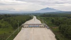 Proyek Tol Cisumdawu, Target Rampung Akhir Februari Diprediksi Sulit Terealisasi<