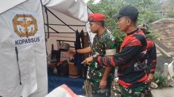 Kopassus Turun Tangan Pascatanggap Darurat Gempa Cianjur, Berikan 10 Tenda untuk Pengungsi<