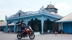 4 Tips Berkendara Sepeda Motor saat Merayakan Libur Nataru