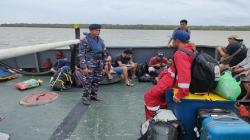 Kapal Kargo FC ARK Shiloh Tenggelam di Perairan Muara Sungsang, ABK Dievakuasi TNI AL