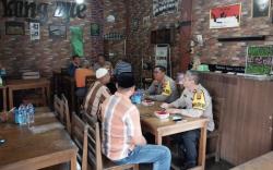 Jumat Curhat, Kapolres Lubuklinggau Ngobrol Bareng Warga di Warkop