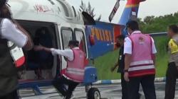 Detik-Detik Menhub Terpeleset Jatuh saat Akan Naik Helikopter usai Kunjungan di Purwakarta<