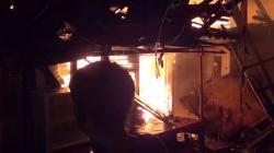 Kebakaran Habat Hanguskan 40 Rumah di Tambora, Damkar Terkendala Permukiman yang Padat 