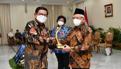 Petrokimia Gresik Berhasil Pertahankan PROPER Emas dari Kementerian LHK