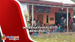 Banjir Rob, Ratusan Warga di Indramayu Mengungsi pada Tahun Baru<