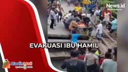 Evakuasi Ibu Hamil Lewati Jembatan Ambruk di NTT Berlangsung Dramatis