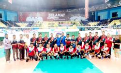 Ketua KONI Pelalawan Tutup Bupati Cup Turnamen Bola Voli Pelalawan 2022