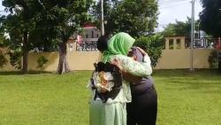  Momen Haru Ibu Menangis dan Peluk Anak usai Upacara Kenaikan Pangkat di Polres Pemalang