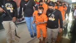 Tampang Komplotan Perampok Bersenjata Api Incar Rumah Pengusaha