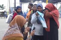 Kisah Timang, TKW Ilegal yang 28 Tahun Hilang Kontak Kini Bertemu Keluarga Lagi