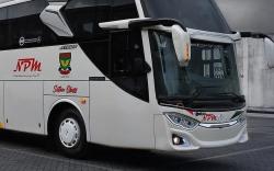 Bus Zaman Sekarang Tak Dilengkapi Pintu untuk Sopir, Ternyata Ini Alasannya