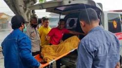 Bekasi Geger, Mayat Pria Tanpa Identitas Ditemukan Terbaring di Atas Bale