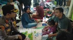 145 Calon Penumpang Tertahan di Pelabuhan Kalianget gegara Cuaca Buruk 